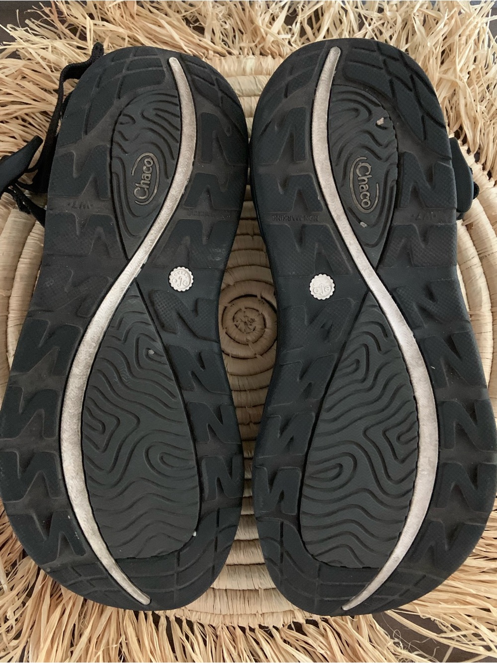 CHACO Women's Z/Volv X2 Sandals Black‎ White Size 7 - Picture 9 of 12